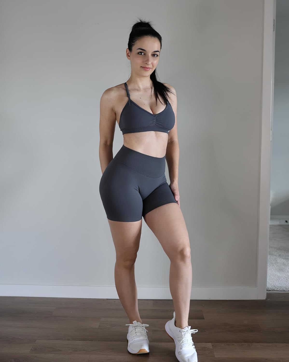 AUROLA Influence Workout Shorts for Women,2.5 3.5 4.5 5.5 6.5 No Roll Up Squat Proof Scrunch Seamless Compression Gym Short - Image 2