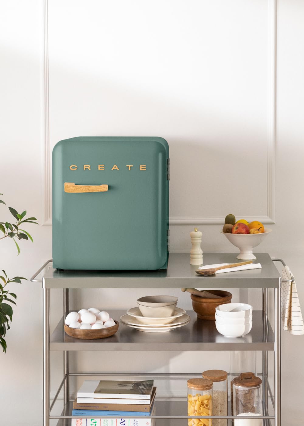 CREATE / RETRO FRIDGE 50 WOOD/Refrigerator green sage wood handle / 85W. minibar. one shelf. retro design. 50 cm. two shelves. capacity of 48L. low consumption. 50x44x50 cm — view 6