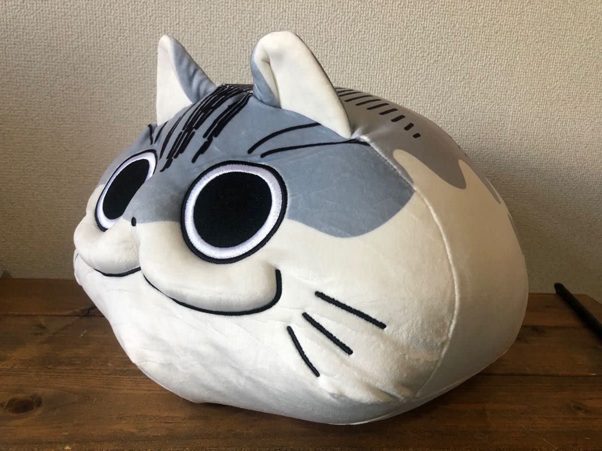 Amazon.co.jp: 夜は猫といっしょ まんまるもちもちクッション