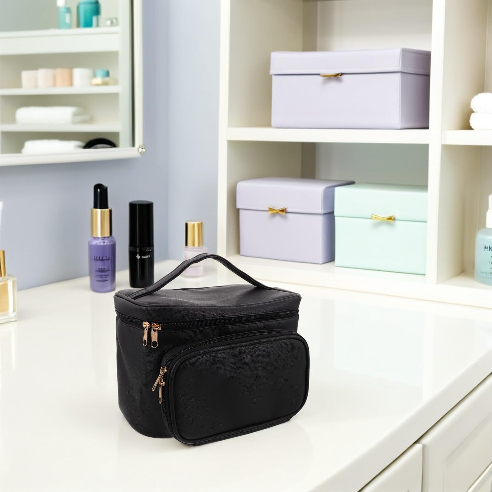 Borsa Trucco da Viaggio in PU Grande Capacità con Divisori e Zip Organizer Portatile per Cosmetici e Prodotti da Toilette per Donna Leggera e Resistente per Viaggi e Avventure all