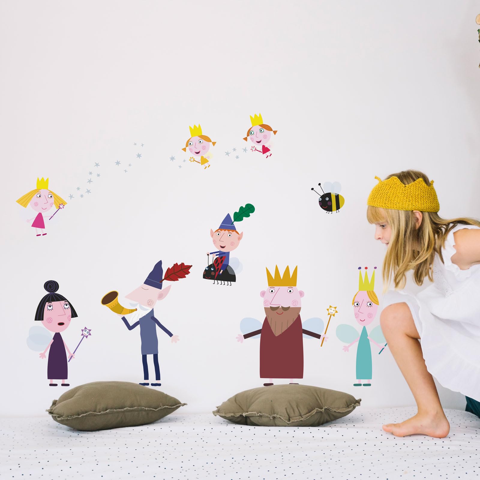 Stickerscape Ben & Holly Ben And Holly Wall Stickers (Ben & Holly) | Official Nursery Wall Stickers, Ben And Holly Themed Bedroom, Nursery Wall Decor| Easy To Apply, Cleanly Removable