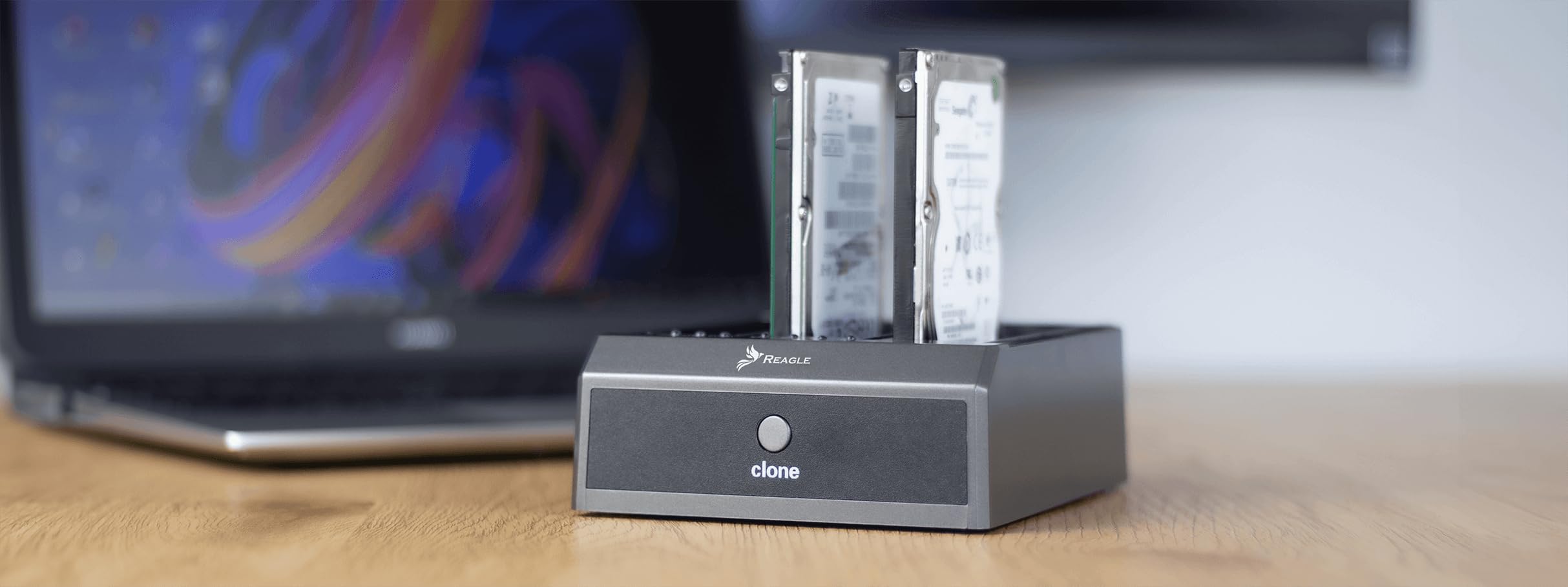 Reagle Station d'accueil pour disque dur 2,5" et 3,5" HDD/SSD 3 baies, fonction clonage hors ligne, USB 3.2 Gen 1, 18 To, aluminium, SuperSpeed 5 Gb/s, Plug & Play, avec bloc d'alimentation et câble