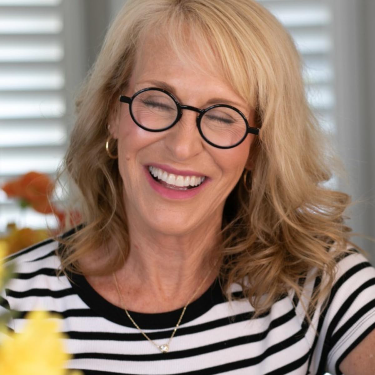 Always With You by ThinOptics Reading Glasses with Slim Case – Readers Attach to Your Phone, Tablet, or Fit in Your Pocket - Image 2