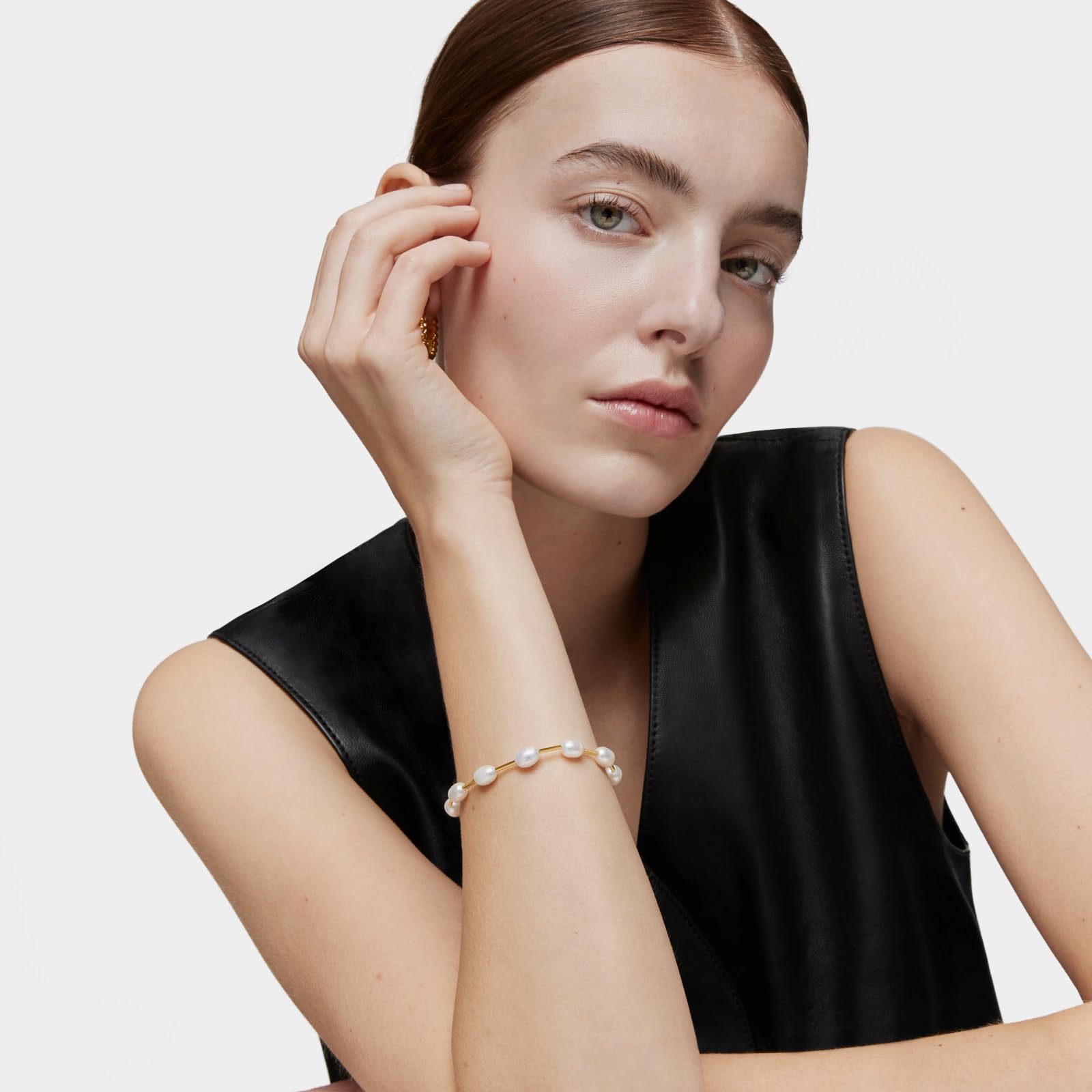 TOUS Pulsera Tubo para Mujer con Baño de Oro de 18 Kt sobre Plata de Primera Ley y Perlas Cultivadas, Colección Gloss