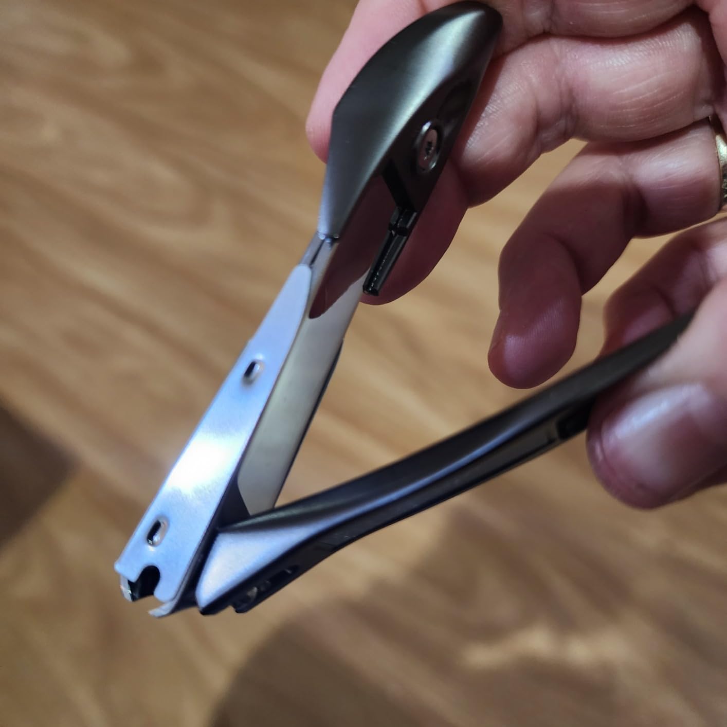 Nail Clippers with Catcher KLIPP Heavy Duty Stainless Steel Fingernail & Toe Cutter Curved