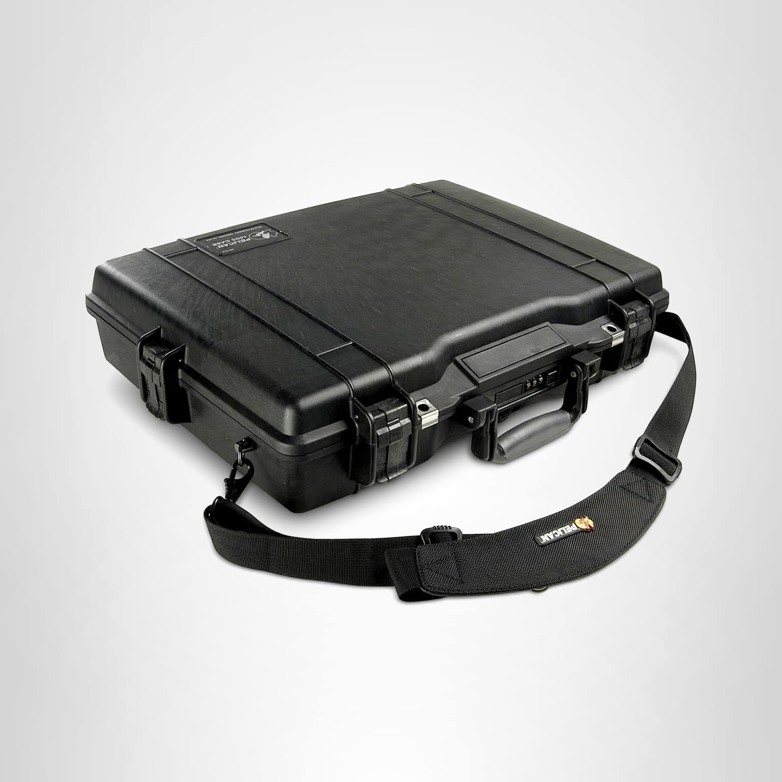 Amazon.com: PELICAN 1495 CC#1 Deluxe Computer Case : Sports & Outdoors