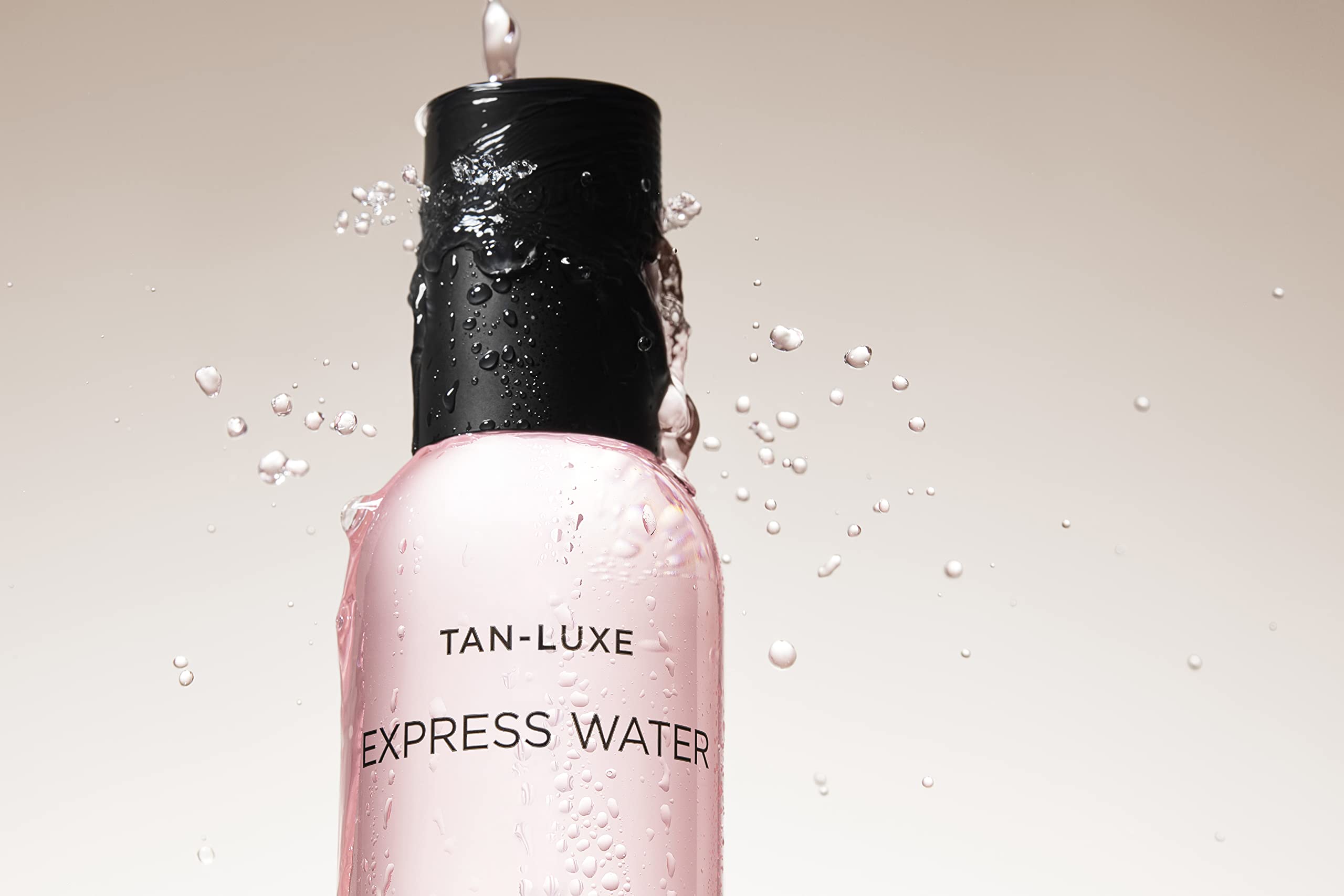 TAN-LUXE Express Water Hydrating Self-Tan Water, Sun-Kissed Glow in