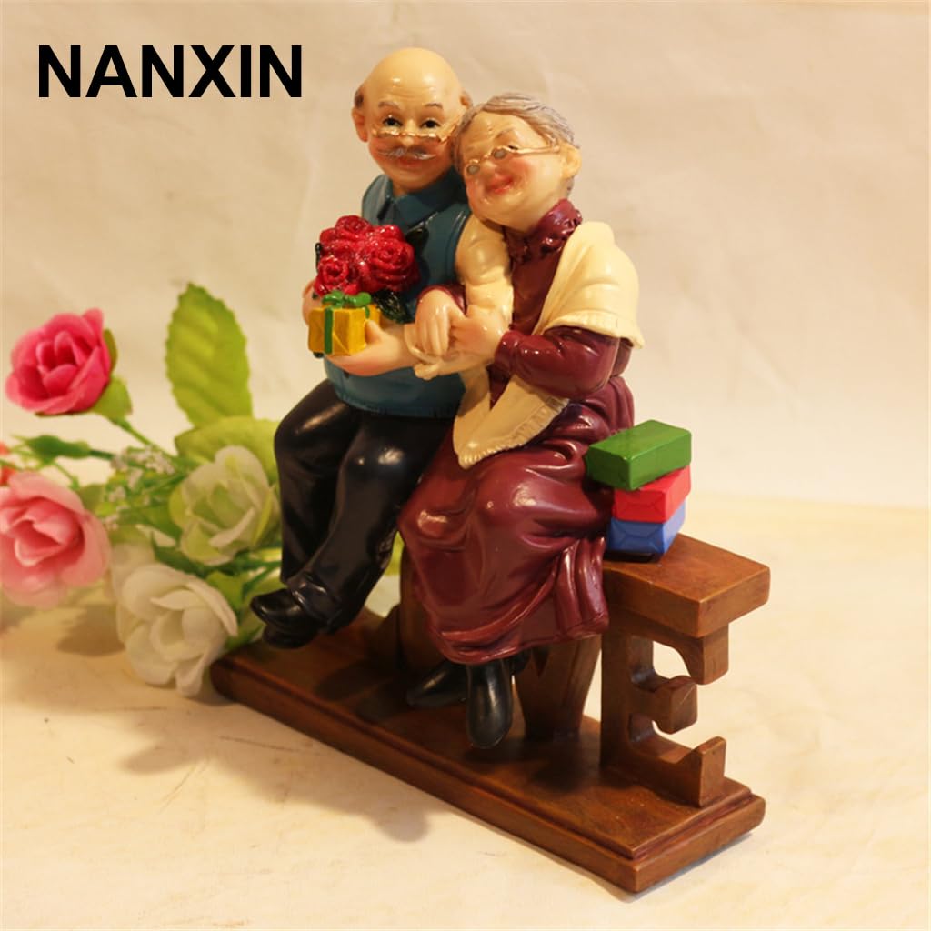 Liebe Jahrestag Tag Geschenke Hochzeit Statuen Loving Elderly Couple Sammlerstück Figuren Großeltern Eltern Geschenke Harz Alter Leben Heimdekoration Sammlerstück Figuren mit Geschenkkarte