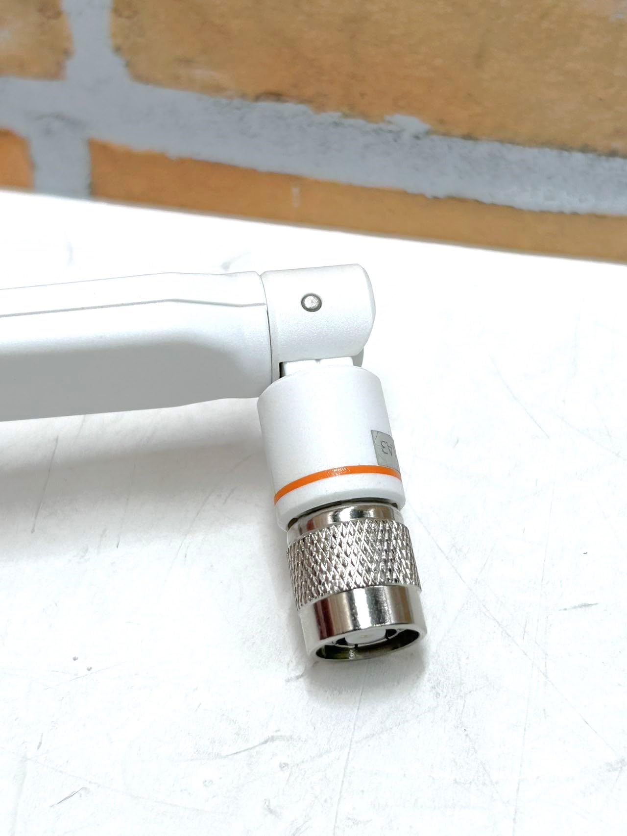 FV19269 シスコシステムズ 2.4 GHz 2 dBi/5 GHz 4 dBi Dipole Ant.、 White、 RP-TNC tf8su2k Cisco Aironet and Catalyst Antennas and Accessories Reference