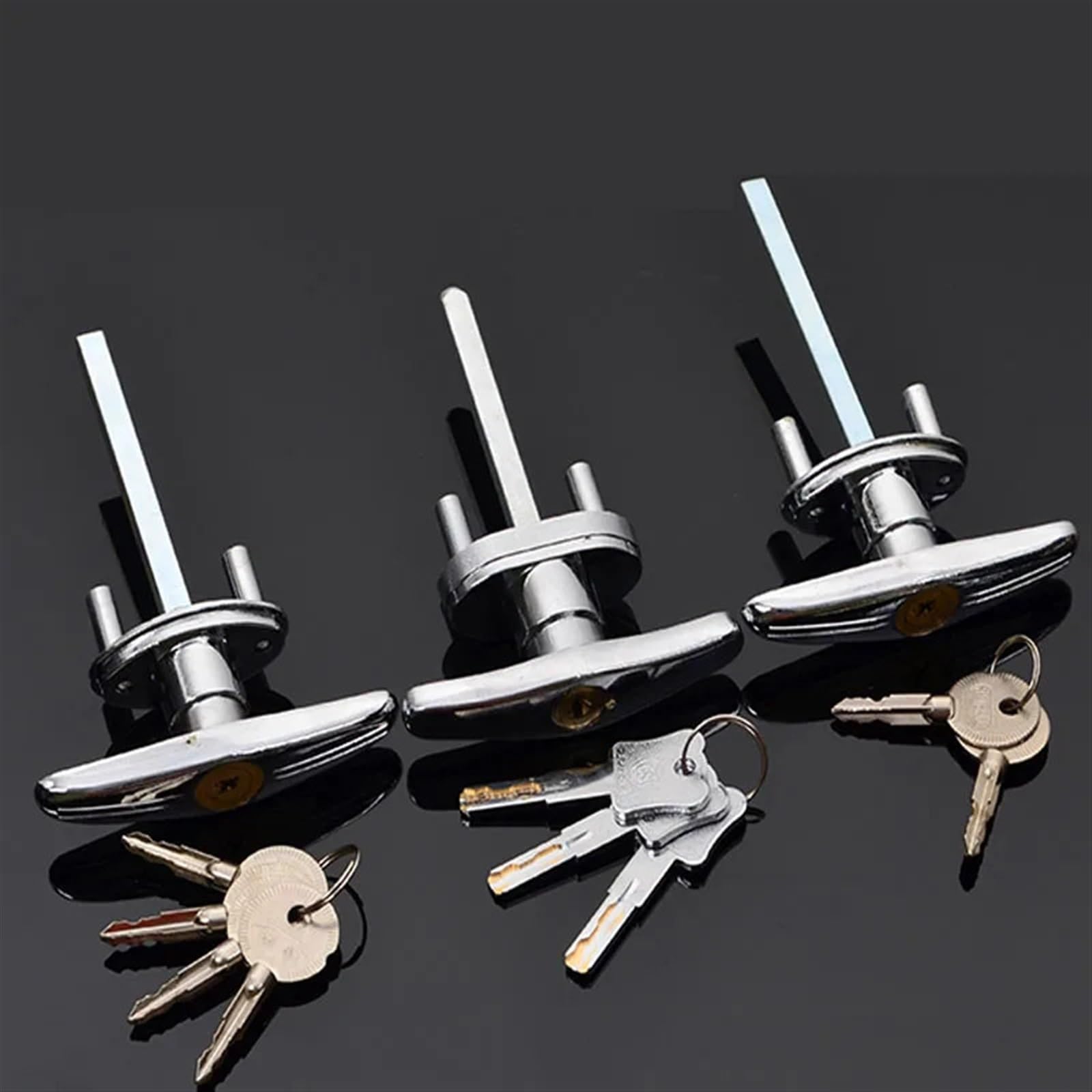 Serrure de porte de garage type T avec cylindre en corne de mouton et cles noires