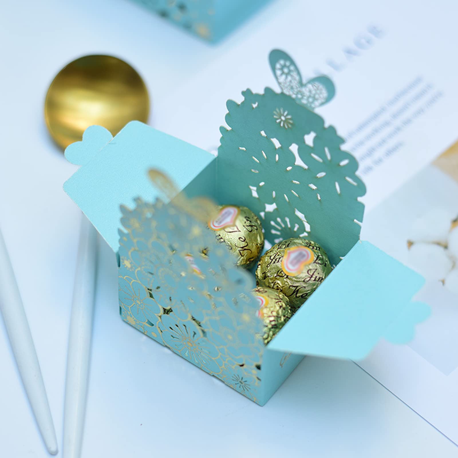 Zerodis Wedding Favor Boxes 30-Pack | Gold Candy Gift Boxes With Flower Pattern | Foldable Party Favor Boxes