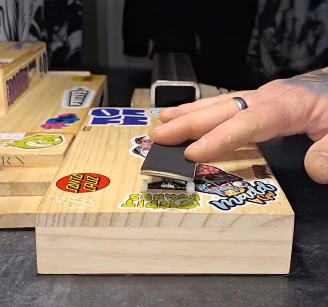 Pro Fingerboard Complete 34 * 96mm Maples Wood Deck,UV Printing Graphic-Leefai 4.0 Trucks Regular kingpins & 5 Urethane Bearing Wheels-Op3ra V3-Bones Design