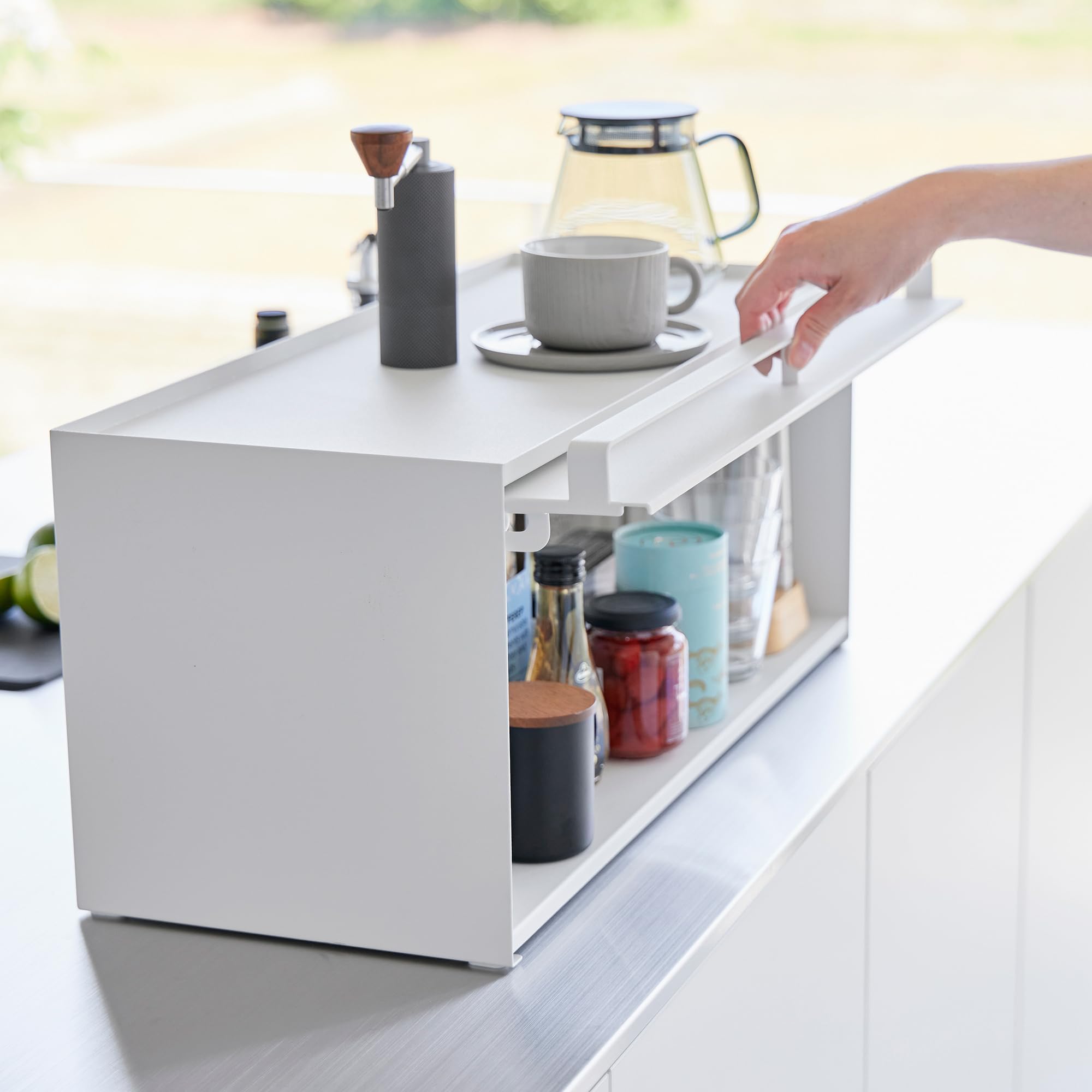 Amazon｜前が開く キッチン カウンター上 収納ラック D24 ホワイト 扉