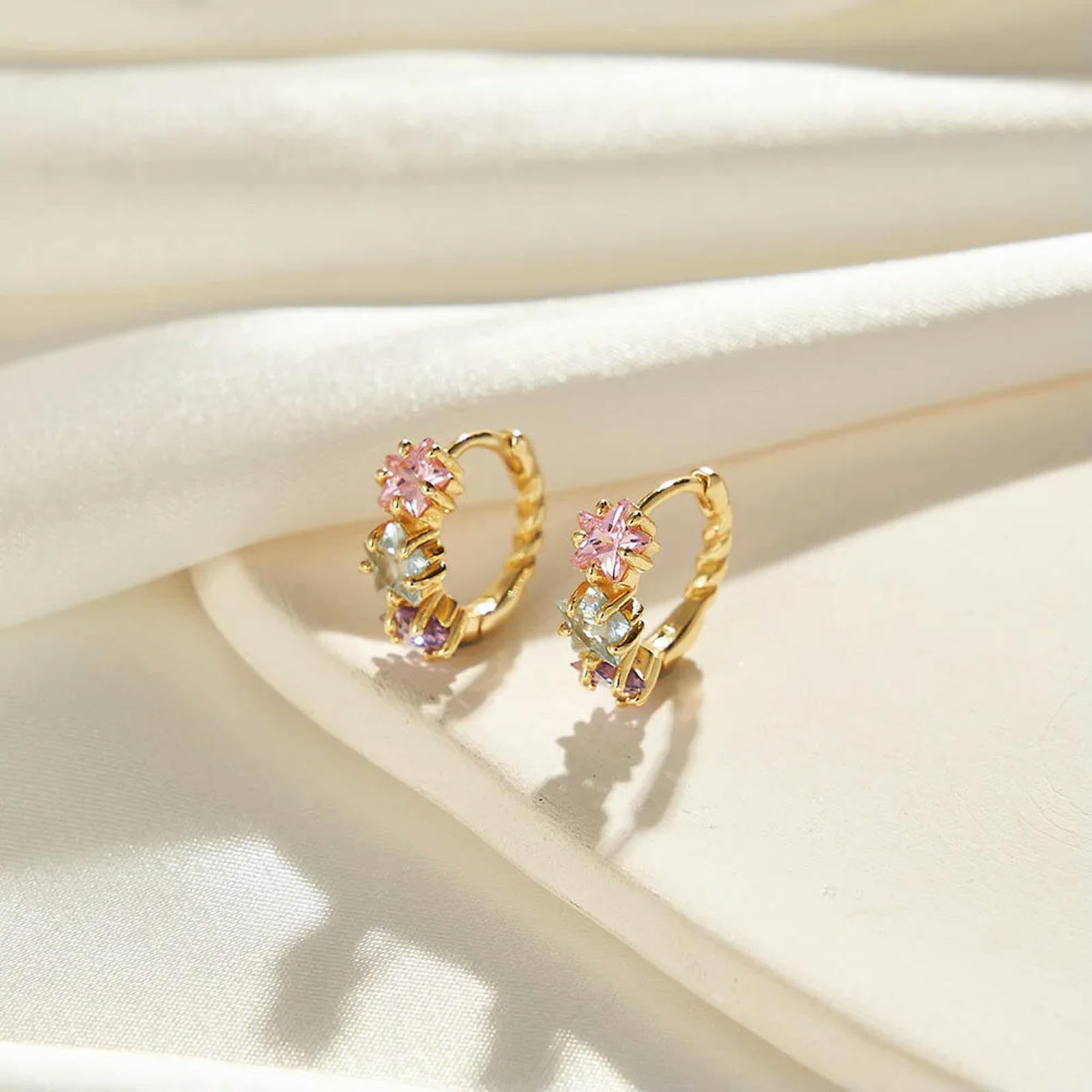 Pendientes De Plata De Ley 925 Con Flor Y Circonita Cúbica 5a Para Mujer. Delicados Pendientes De Botón. Joyería Fina.