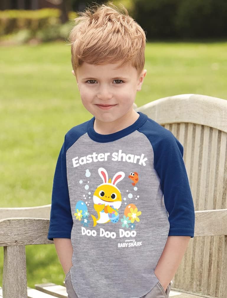 Baby Shark Girls Boys Easter Shirt Easters Egg Hunt Toddler Kids Raglan T-Shirt Easter Shark