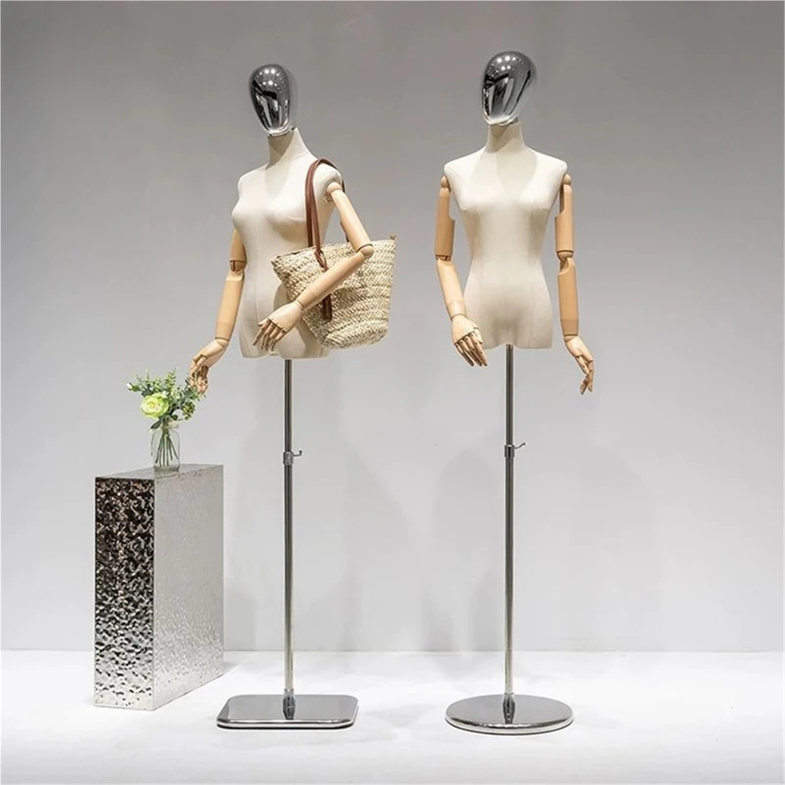 Schneiderpuppe Damen Halbkörper Schaufensterpuppe for Kleidung Weibliche Attrappe mit Chromkopf Torso(Silver no Hand)