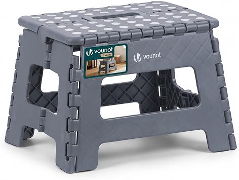 VOUNOT  Folding Step Stool, Portable Stepping Stool with Carrying Handle, Anti-Slip Folding Stool for Bathroom, Garden, Camping, Home, 32 x 25 x 22 cm, Grey