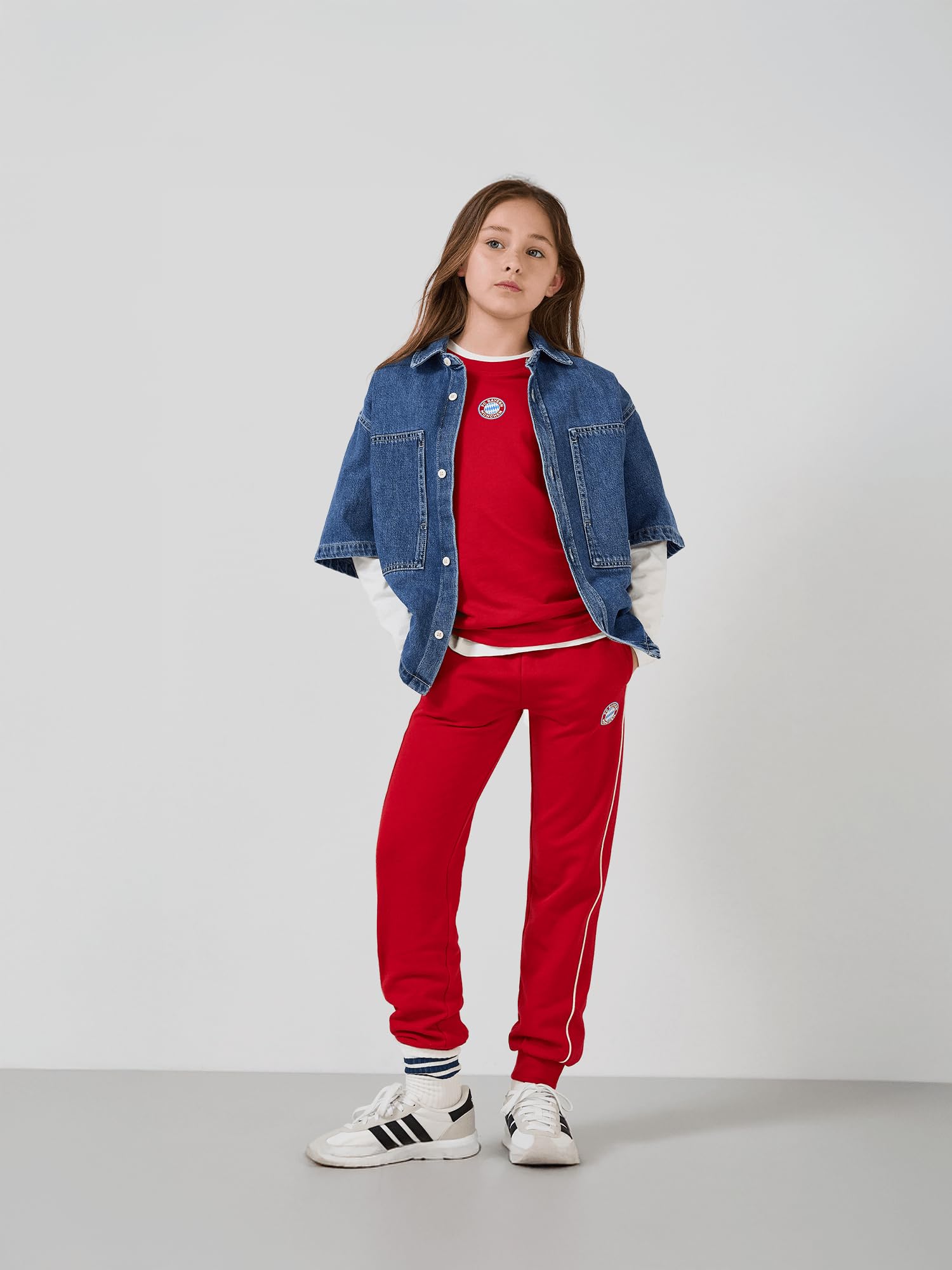 FC Bayern München | Sweatpant Essentials | Kinder | Rot