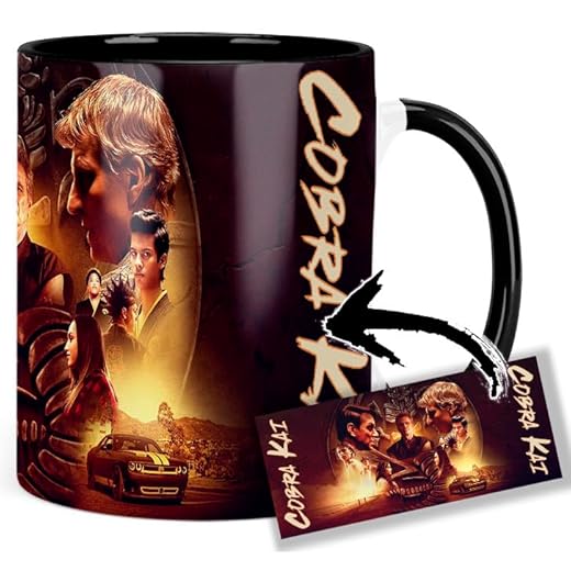 Cobra Kai Ralph Macchio William Zabka Taza Ceramica Interior y Asa Negra