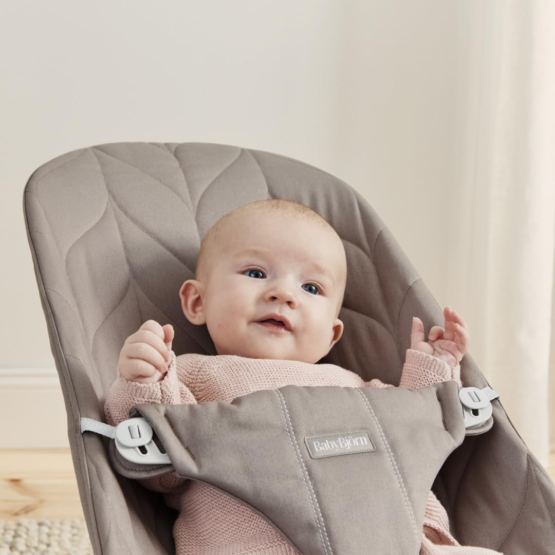 BabyBjörn Transat Bliss, Tissé, Matelassage pétale, Gris sable
