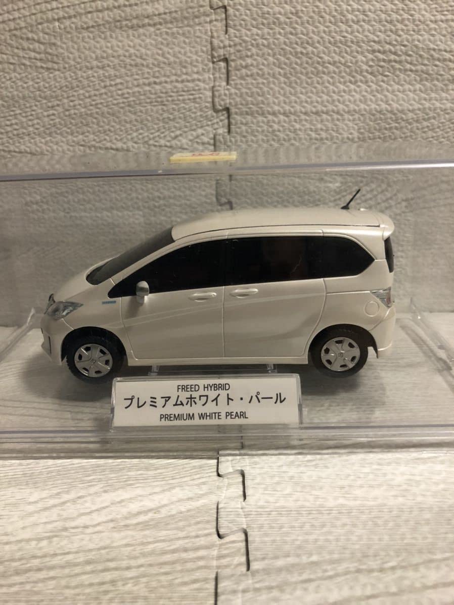 Amazon | 1/24 ホンダ フリード ハイブリッド FREED ディーラー特注 