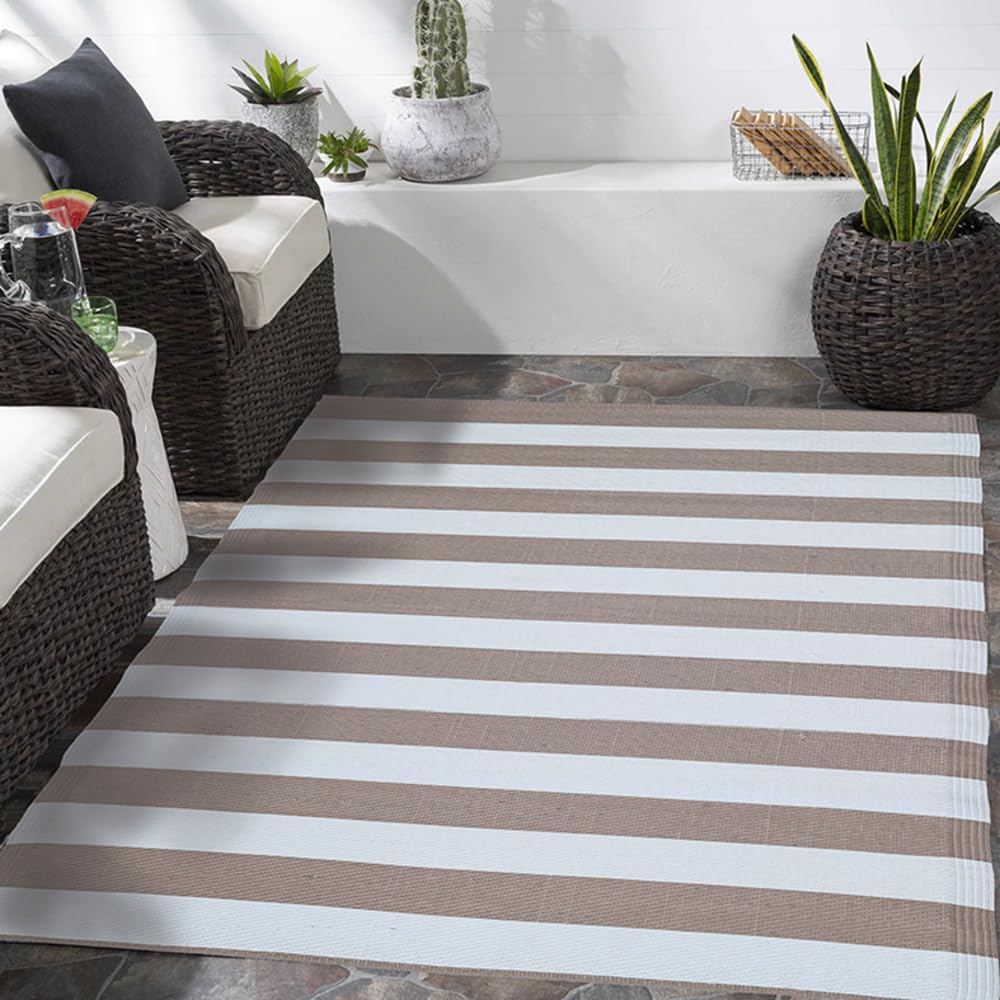 VERDELOOK | Tappeto Summer a Righe Bianco/Beige 180x270 cm in Polipropilene, Tappetino per Interni ed Esterni Lavabile, Arredo Tessile per Giardino, Terrazza e Balcone