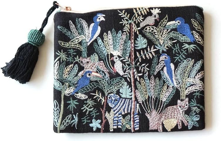 ポーチ 小物入れ おしゃれ 刺繍 デザイン コットン タッセル 布張り かわいい スマホ フラットポーチ ジャングル刺繍のフラットポーチ B