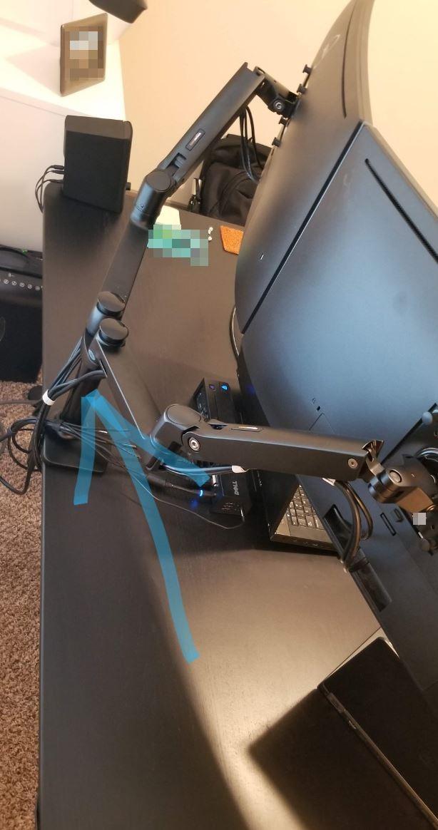 [Monitor Stand/Arm] AmazonBasics Dual Monitor Stand, Lift Engine Arm