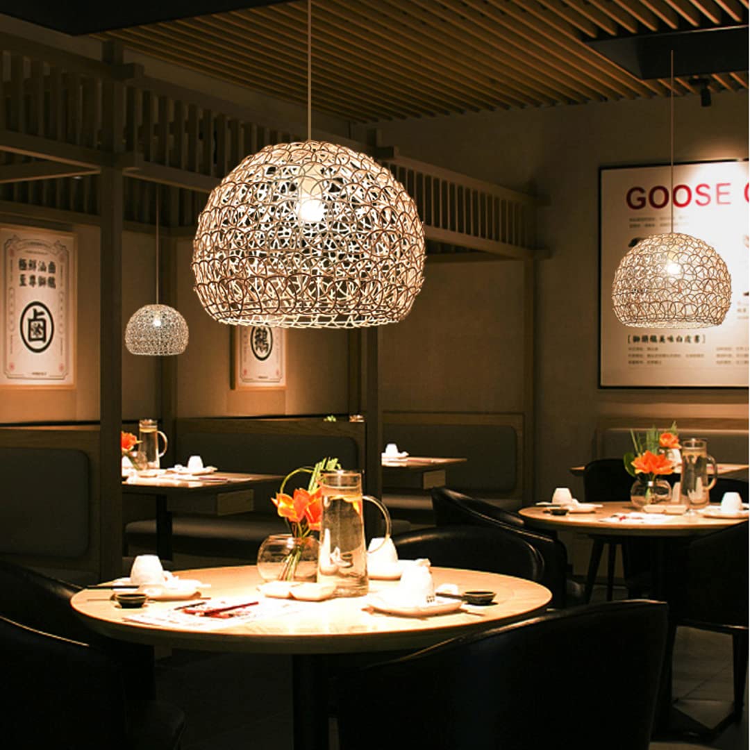 Lampada a sospensione cava in rattan Paralume intrecciato a mano Plafoniera Lampadario Lampada da soffitto Lampada decorativa per soggiorno, ristorante, caffetteria, bar