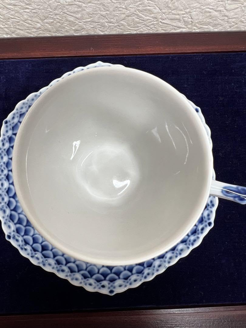 ロイヤルコペンハーゲン フルレース 顔付き コーヒーカップとソーサー ロイヤルコペンハーゲン（Royal copenhagen）ブルーフルーテッド