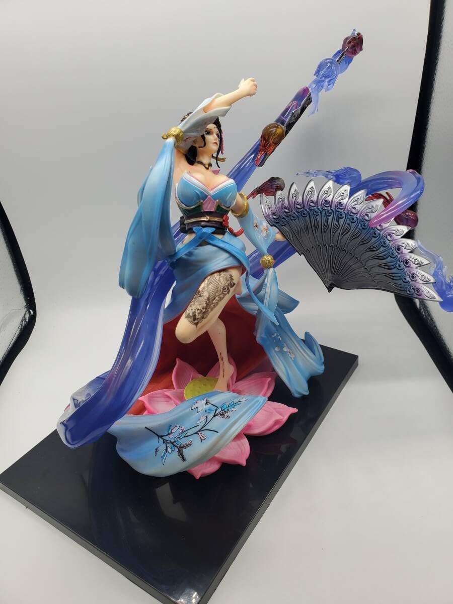 ワンピース ロビン フィギュア ガレージキット ワンピース ロビン フィギュア ガレージキット POPの通販 by