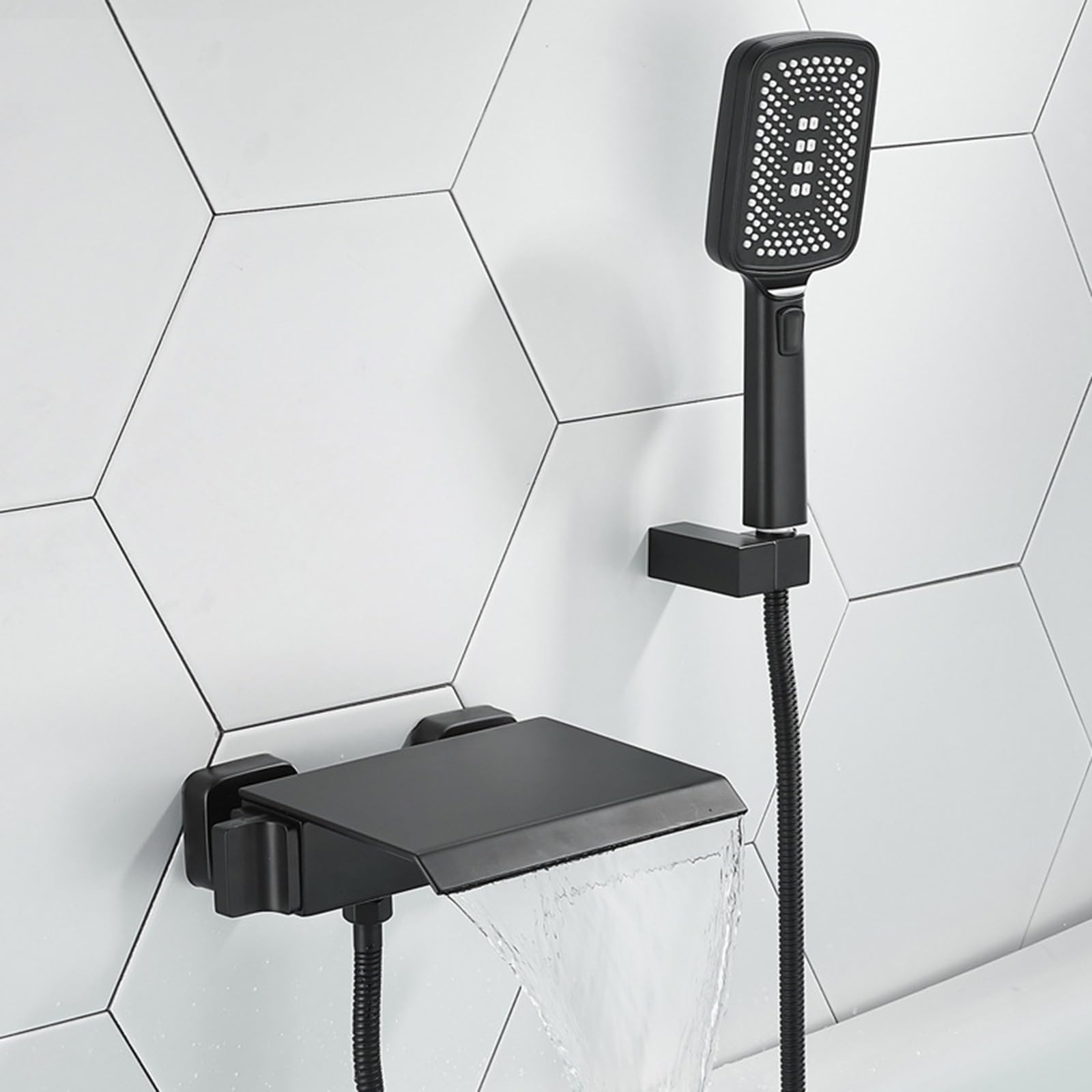 Robinets de salle de bain avec pommeau de douche finition noir mat