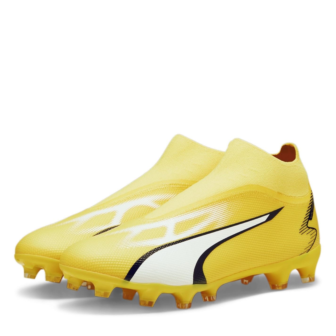 PUMA Mixte Ultra Match+ LL FG/AG Chaussure de Piste d'athlétisme