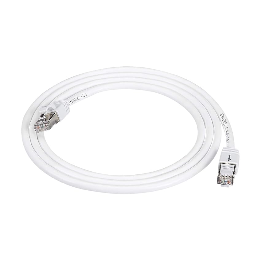 Amazon Basics Cavo di rete Ethernet patch Cat7 ad alta velocità gigabit con connettori RJ45, bianco, 1.5m (confezione da 1)