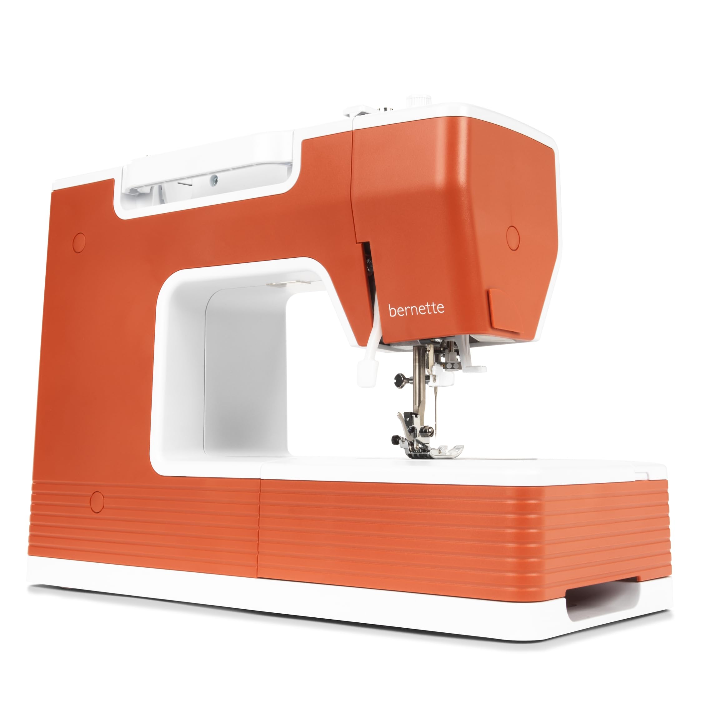 Bernette B05 Crafter Máquina de coser portátil | 30 puntos, 6 pies prensados, luz LED | Acolchado y bordado robustos | Punto ajustable | Aguja, enhebrador, uso principiante y