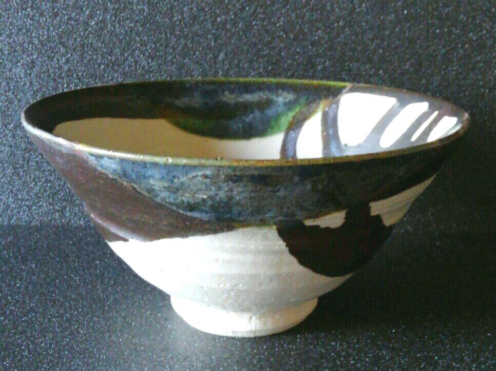 Amazon.co.jp: 織部焼 日展作家 谷口祥八作 織部釉 大振り 抹茶 茶碗