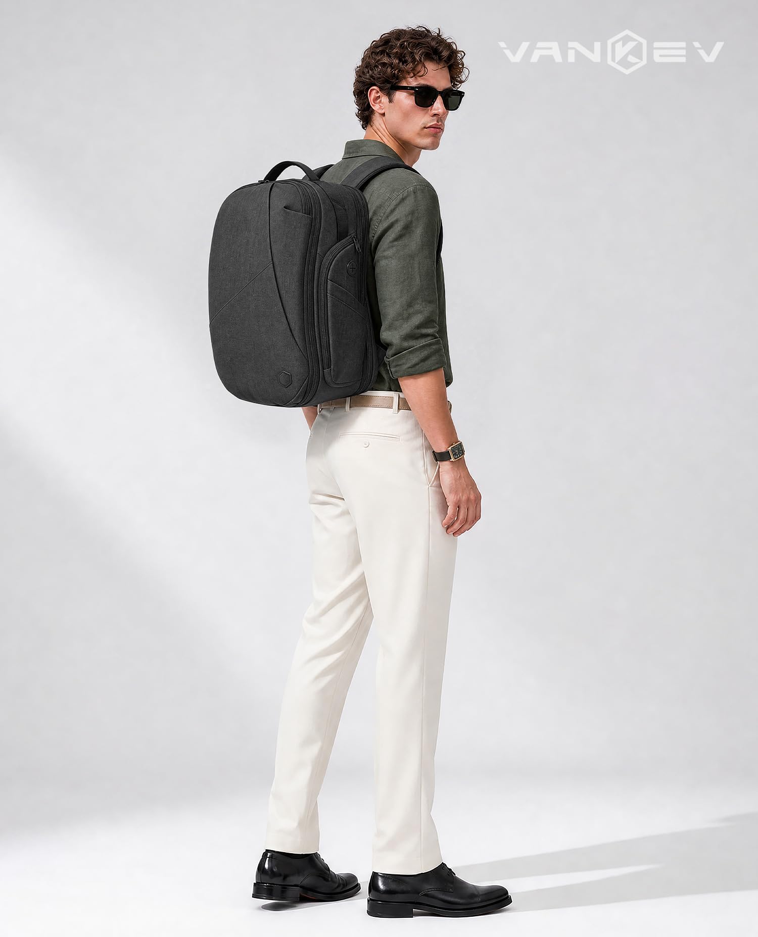 VANKEV Mochila de Viaje Expandible Equipaje de Mano para EasyJet Bolsa PC | 30L-38L, Gran Capacidad, Mochila Ligera para Portátil 17", Mochila de Viaje Casual para Hombre y Mujer, Gris Basalto