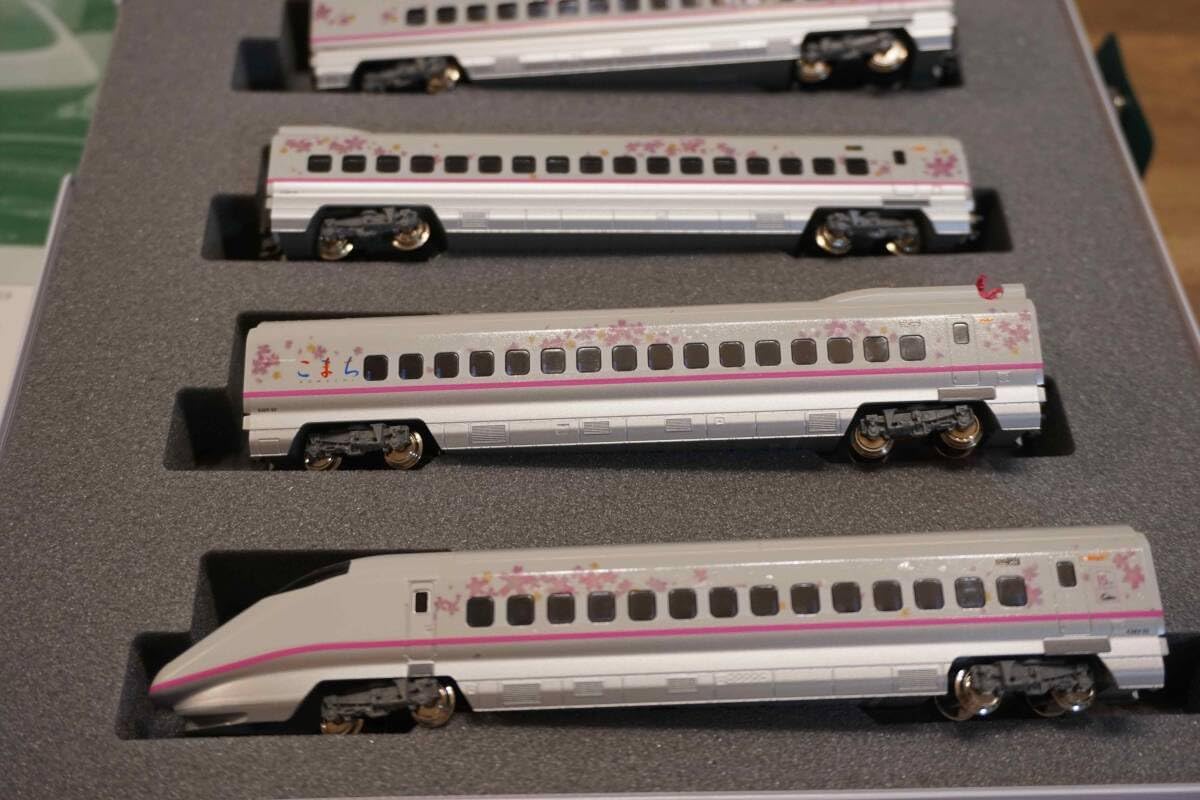 KATO E3系 秋田新幹線 30周年記念 桜ラッピング仕様 6両編成セット kato