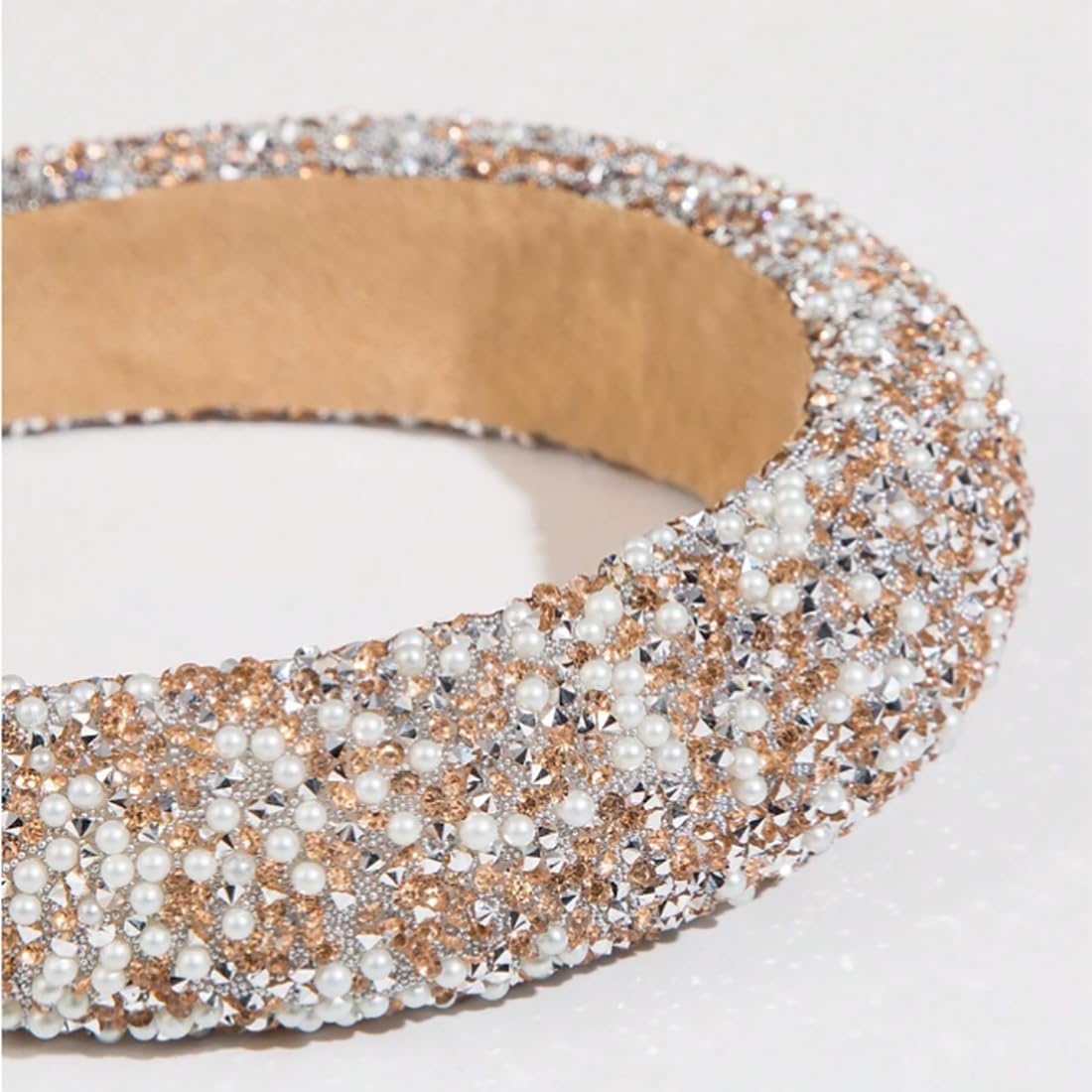 Accessori per capelli in costume tradizionale - Italia