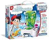 Incluye una balanza y una mesa de "laboratorio" con un amplio set de instrumentos