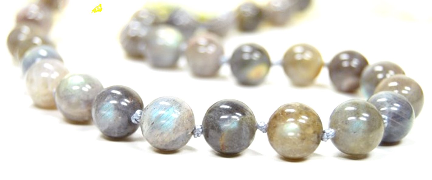 * Stunning necklace * Labradorite * Very beautiful gemstones * Amazing healing stones * Lovely semiprecious stones * Absolutely unique chain * New *