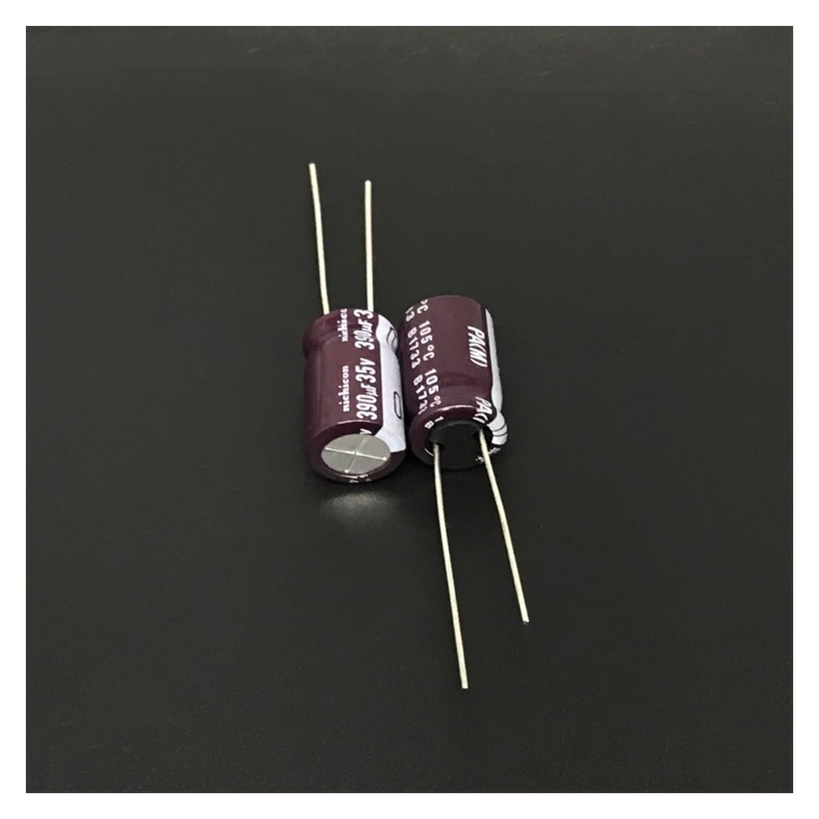 Condensateur 390uF 35V 10x16mm radial aluminium pour filtrage alimentation et réparation audio