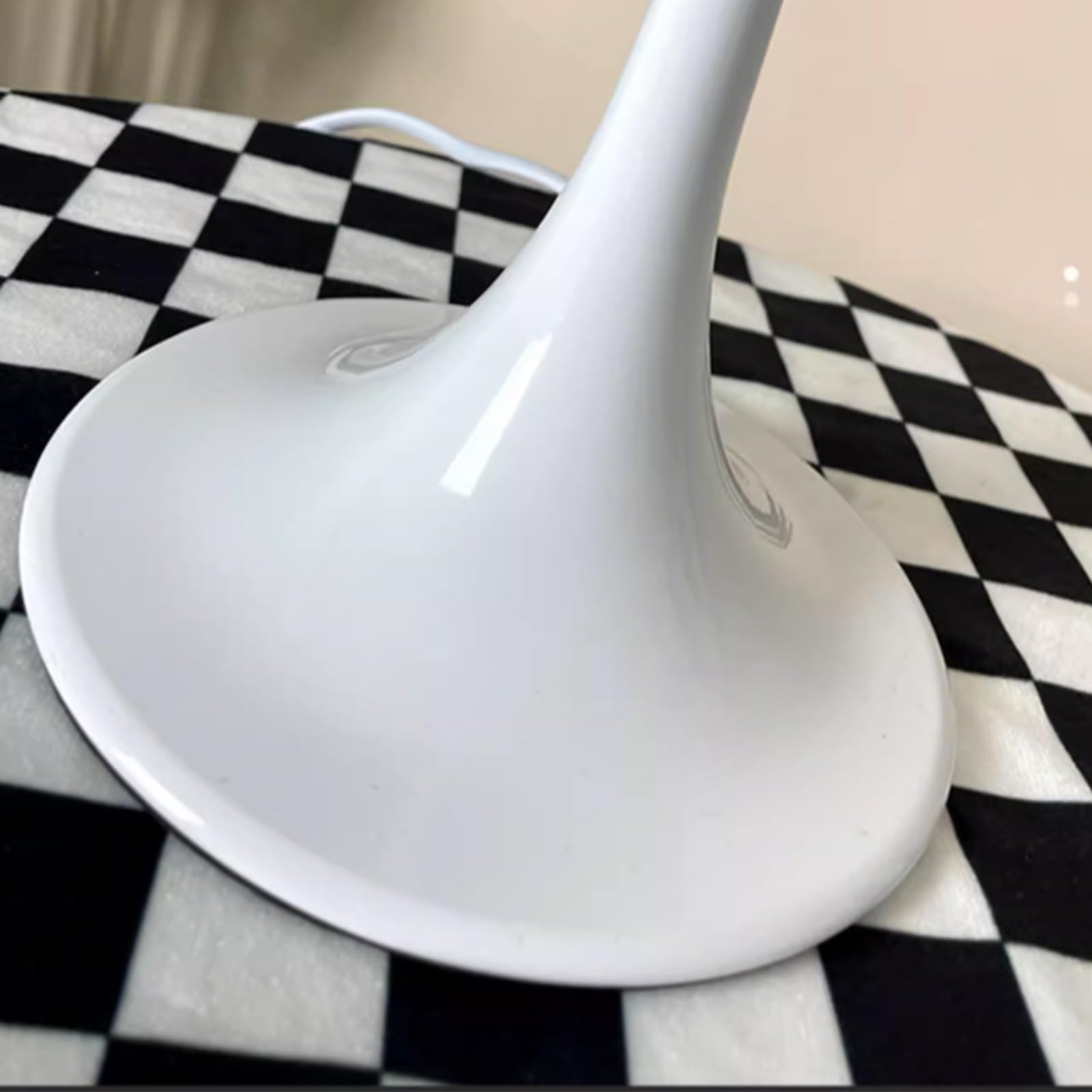 Lampada da comodino Lampada Da Comodino Nordica A Forma Di Fungo Con Alto Valore Estetico Lampada Da Tavolo Rossa In Stile Danese For Camera Da Letto In Stile Inse Decorazione Da Tavolo Lampada Da Tav