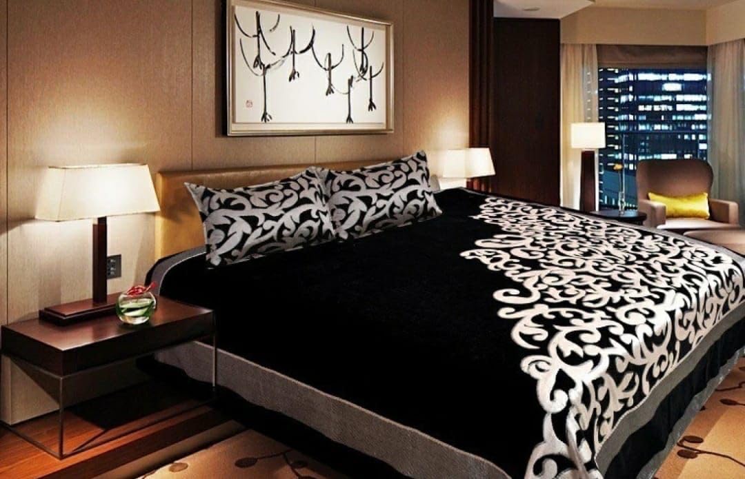Chenille Bedsheet Set with Decorative Pattern, Queen Size 254 x 234 cm, 160 Thread Count, 8 Piece Diwan Set, Single Bedsheet with 1 Pillow Cover (Black Side Curl, Double Bedsheet)-image-48
