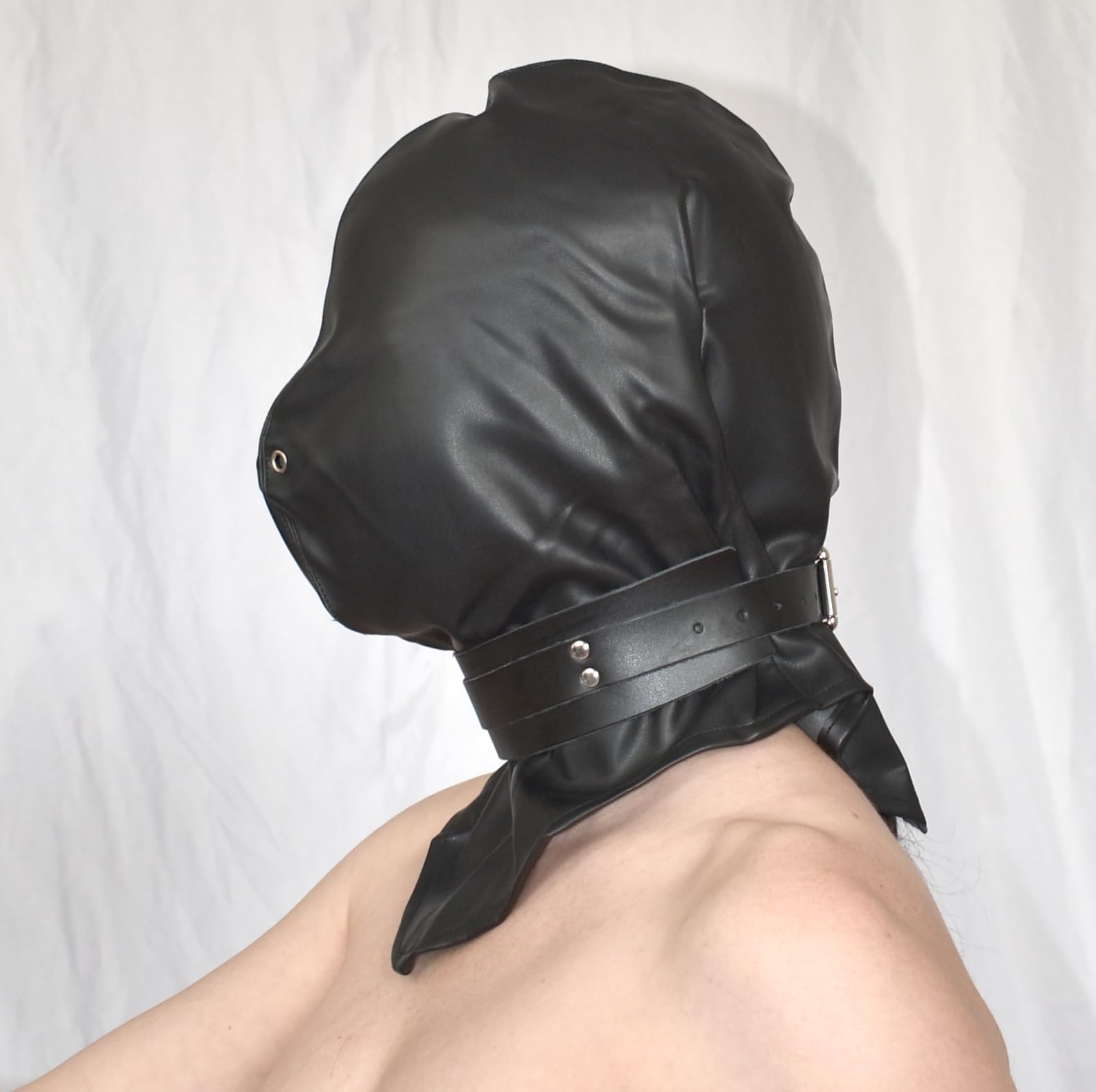 Masque BDSM en cuir synthétique - Masque d'isolation avec collier réglable, cagoule fétiche pour le bondage érotique