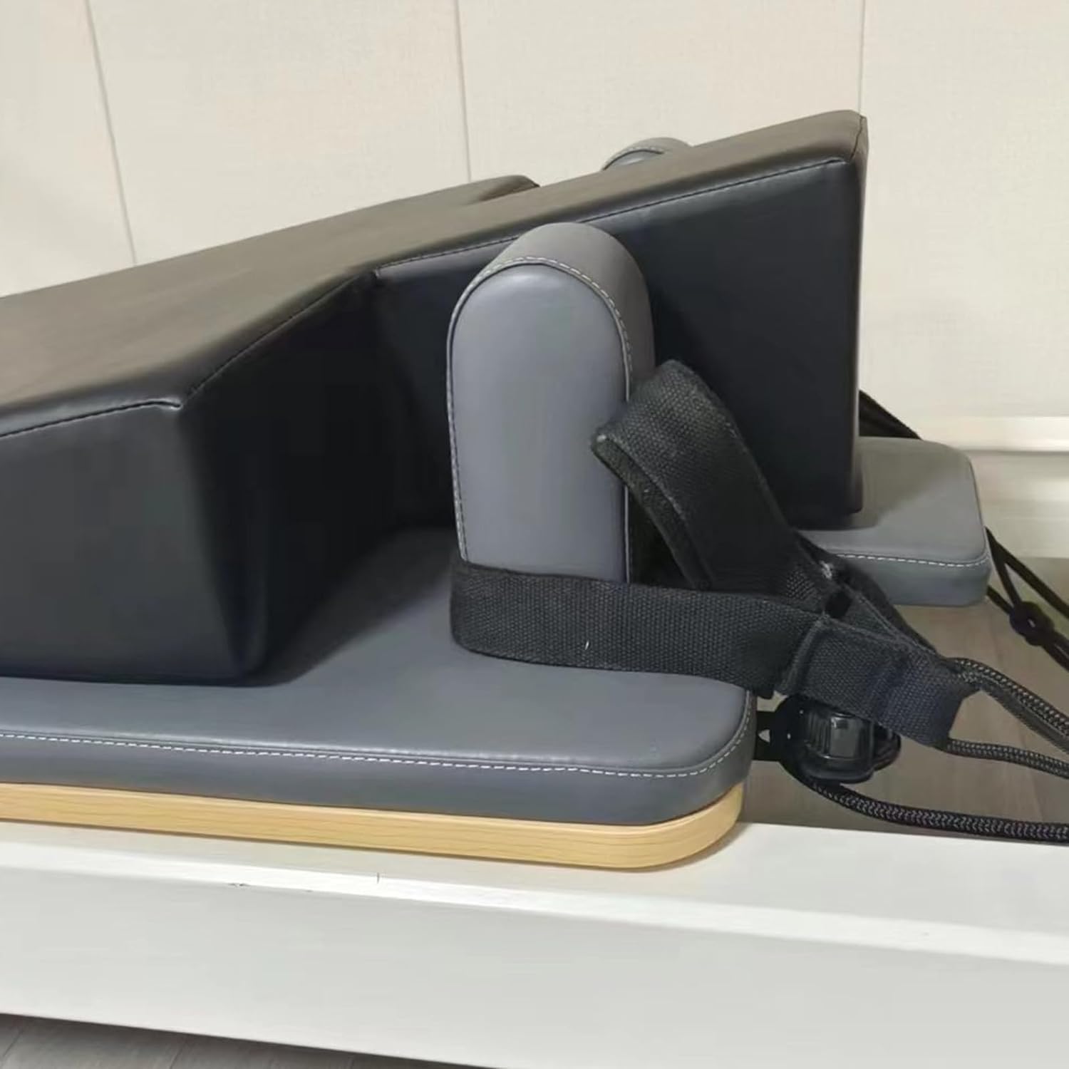 NILoykg& Cuña Acolchada Grande del Cuerpo balanceada para el refromer de Pilates, cojín de Entrenamiento para los Ejercicios del Piso,Equipo de Pilates para el hogar y el Estudio,Negro