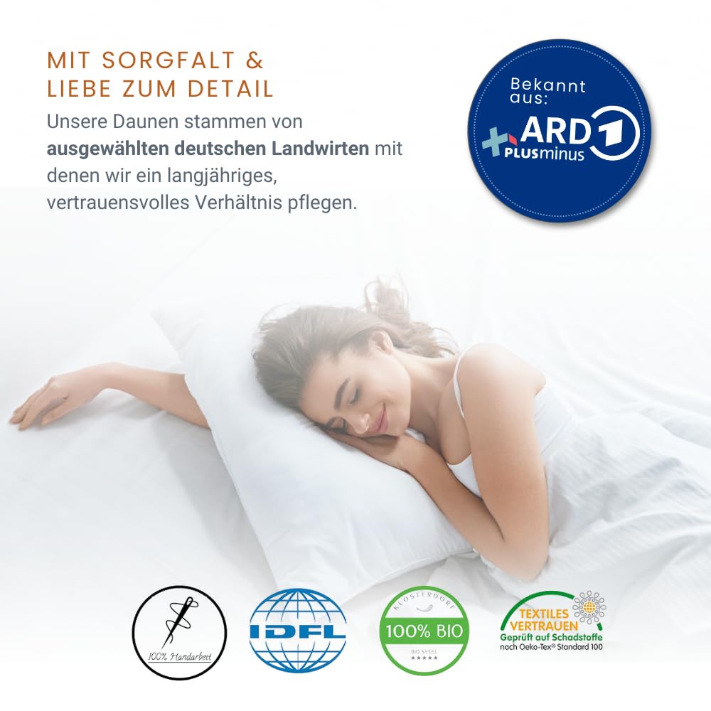Klosterdorf Bettenmanufaktur Premium Kopfkissen - ''Propper'' - 80x80 cm - 900 Gramm - weich - Handarbeit aus Deutschland - Für einen gesunden Schlaf