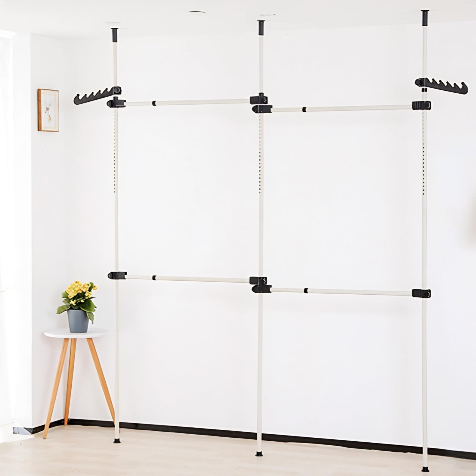 Perchero Independiente, Perchero de Ropa Telescópico, Carril de Ropa de Hierro Resistente, Extensible con 2 Ganchos, Bastidor de Ropa Altura Ajustable, Altura Ajustable 281-329 cm, Nuevo