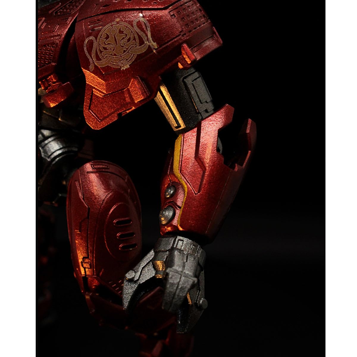 HIPLAY Empire Sky Pacific Rim Crimson Typhoon Model Kit