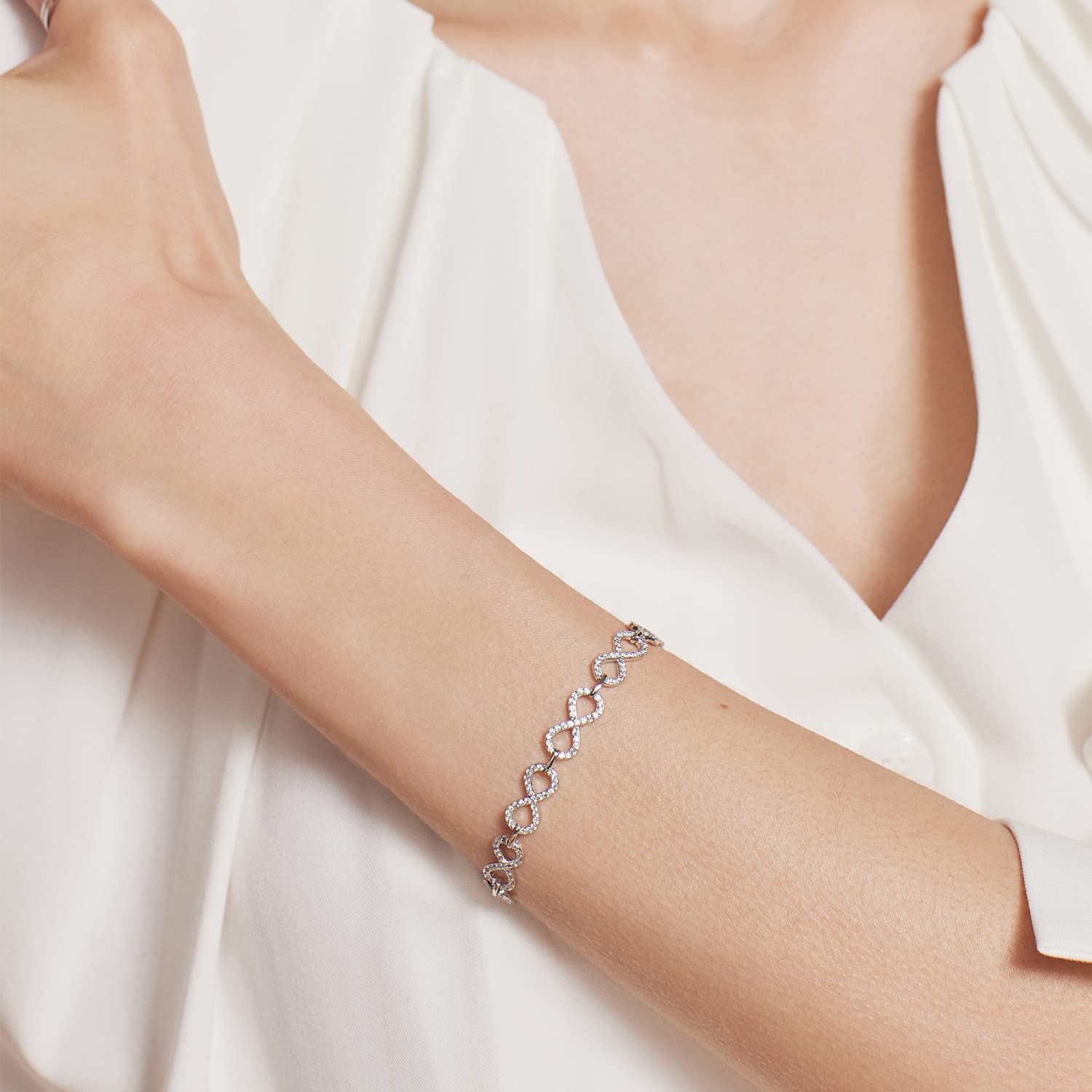 Meissa Infinity Armbänder für Frauen 925 Sterling Silber Liebesarmbänder mit Cubic Zirkonia Freundschaftsarmbänder Damenschmuck Geschenk, Gold
